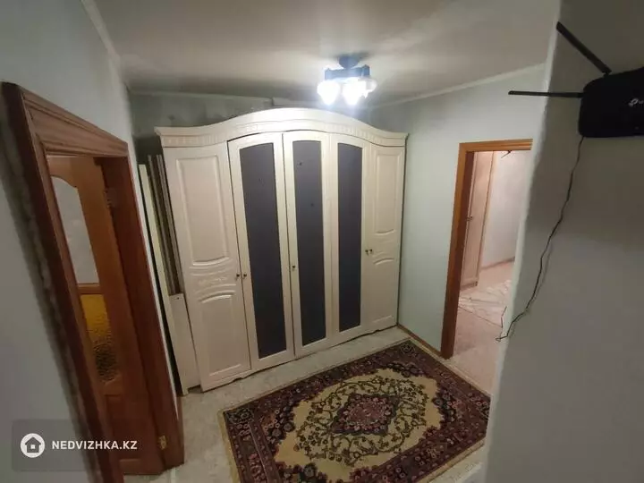 2-комнатная квартира, этаж 5 из 5, 45 м², фотография 4
