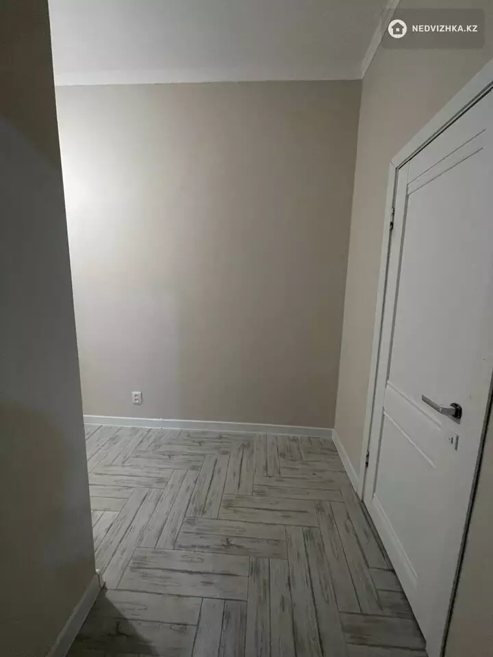 1-комнатная квартира, этаж 2 из 12, 44 м², фотография 4