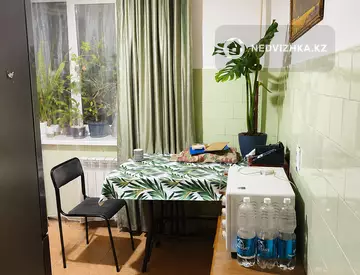 2-комнатная квартира, этаж 2 из 3, 52 м², миниатюра 6