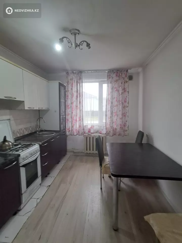 3-комнатная квартира, этаж 1 из 1, 100 м²
