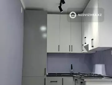 3-комнатная квартира, этаж 2 из 2, 65 м²