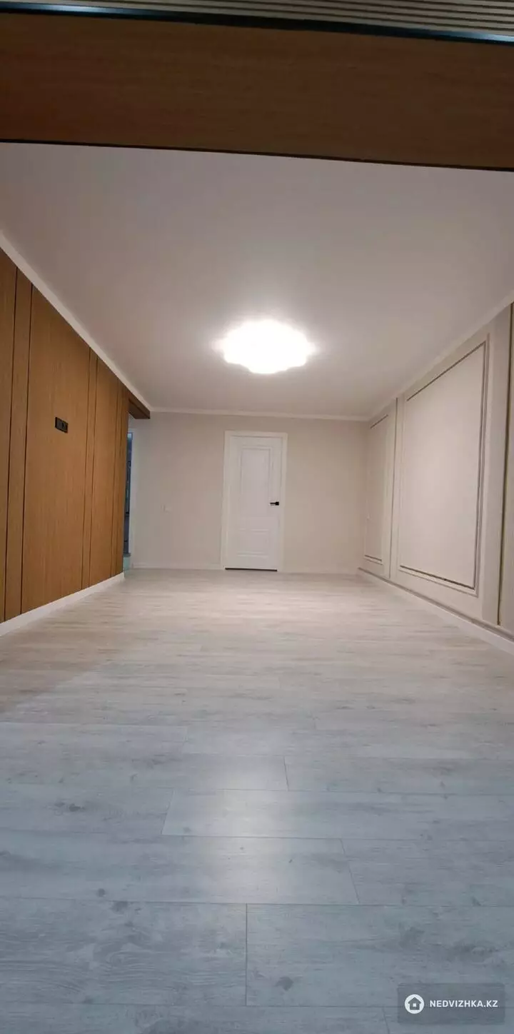 3-комнатная квартира, этаж 2 из 2, 65 м², фотография 4