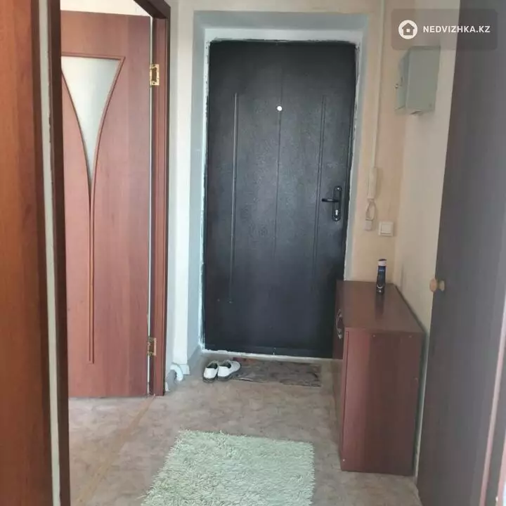 1-комнатная квартира, этаж 4 из 5, 37 м², фотография 3
