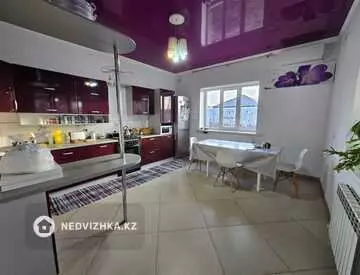 4-комнатный дом, 10 соток, 170 м²