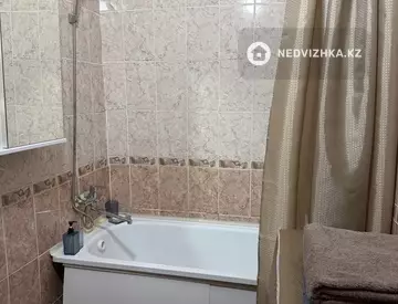 1-комнатная квартира, этаж 3 из 4, 32 м², Посуточно