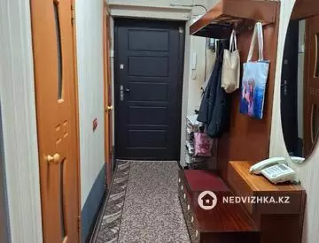 2-комнатная квартира, этаж 9 из 9, 71 м², миниатюра 9