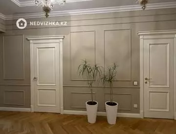 4-комнатная квартира, этаж 4 из 14, 147 м², миниатюра 9