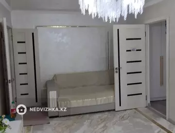 2-комнатная квартира, этаж 5 из 5, 46 м², миниатюра 4