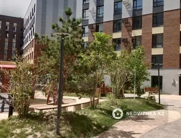 4-комнатная квартира, этаж 9 из 12, 135 м²