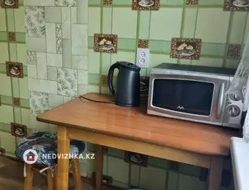1-комнатная квартира, этаж 3 из 5, 34 м², На длительный срок