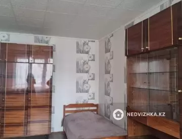 1-комнатная квартира, этаж 3 из 5, 34 м², На длительный срок