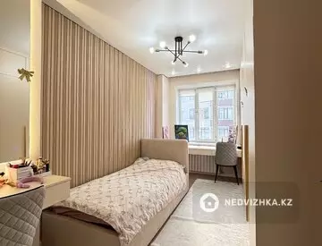 3-комнатная квартира, этаж 10 из 14, 84 м², миниатюра 7