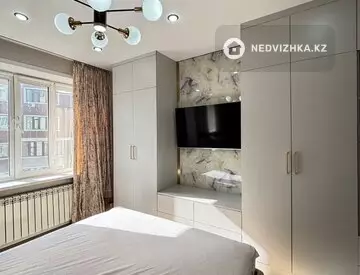 3-комнатная квартира, этаж 10 из 14, 84 м², миниатюра 6