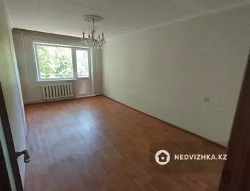 2-комнатная квартира, этаж 2 из 5, 48 м², миниатюра 2