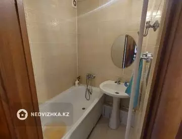 2-комнатная квартира, этаж 2 из 5, 48 м², миниатюра 4