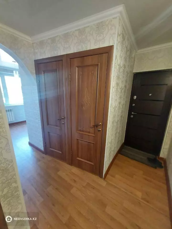 2-комнатная квартира, этаж 2 из 5, 48 м², фотография 5