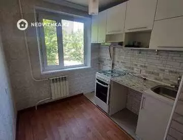 2-комнатная квартира, этаж 2 из 5, 48 м², миниатюра 1