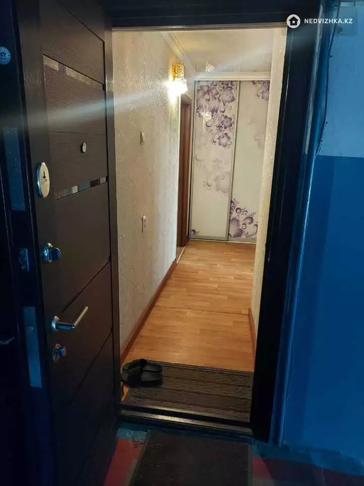 2-комнатная квартира, этаж 2 из 5, 48 м², фотография 2