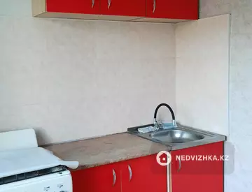 1-комнатная квартира, этаж 3 из 10, 36 м²