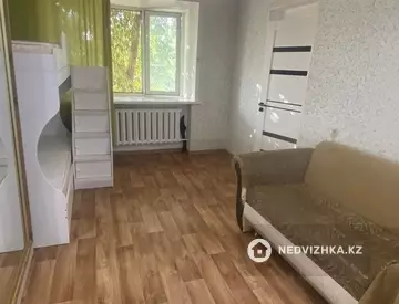 2-комнатная квартира, этаж 2 из 2, 54 м², миниатюра 1