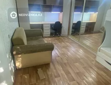 2-комнатная квартира, этаж 2 из 2, 54 м², миниатюра 3