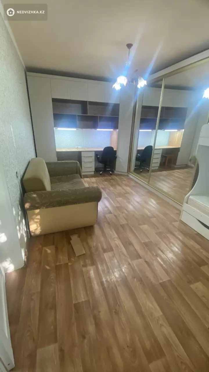 2-комнатная квартира, этаж 2 из 2, 54 м², фотография 3