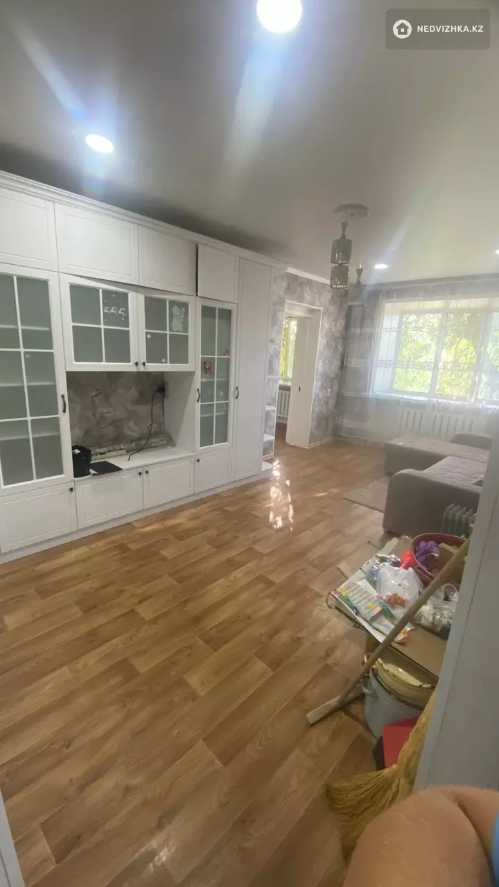 2-комнатная квартира, этаж 2 из 2, 54 м², фотография 4