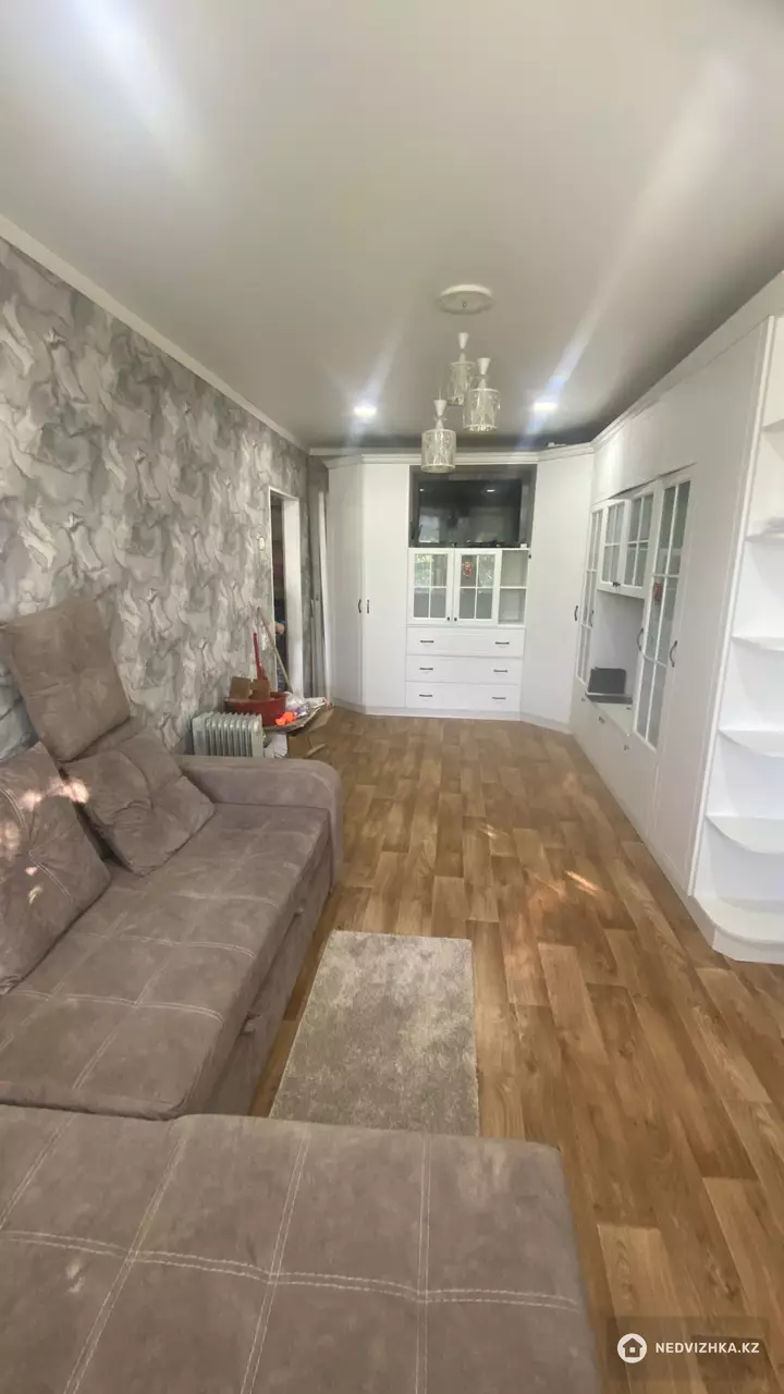 2-комнатная квартира, этаж 2 из 2, 54 м², фотография 5