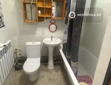 2-комнатная квартира, этаж 2 из 2, 54 м², миниатюра 6