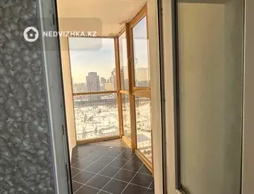 4-комнатная квартира, этаж 13 из 18, 105 м²