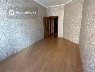 4-комнатная квартира, этаж 13 из 18, 105 м², миниатюра 6