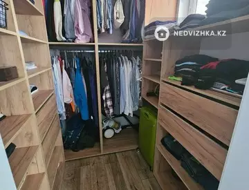 3-комнатная квартира, этаж 4 из 4, 56 м²