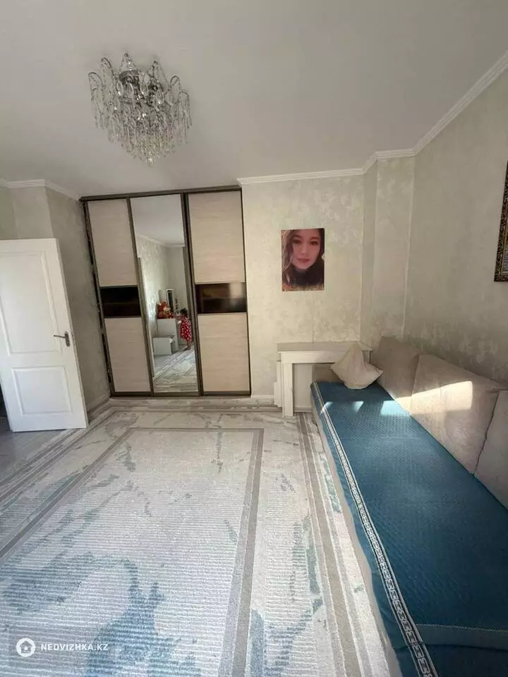 1-комнатная квартира, этаж 3 из 17, 50 м²