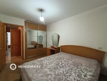3-комнатная квартира, этаж 3 из 5, 65 м²