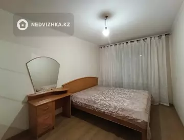 3-комнатная квартира, этаж 3 из 5, 65 м²
