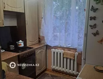 3-комнатная квартира, этаж 1 из 5, 46 м², миниатюра 6