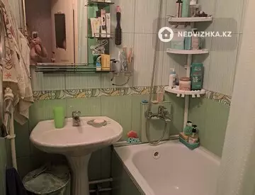 3-комнатная квартира, этаж 1 из 5, 46 м², миниатюра 7