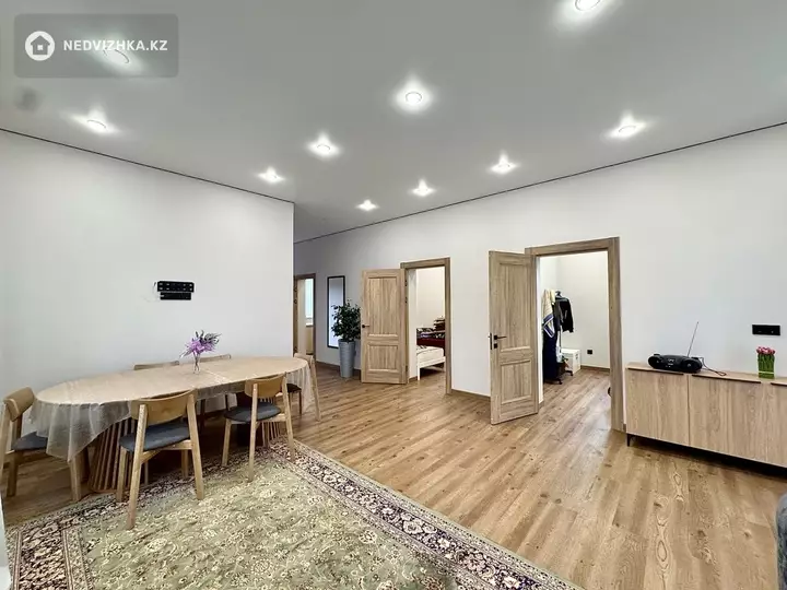 4-комнатный дом, 10.6 соток, 82 м²