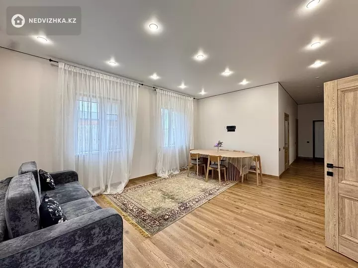 4-комнатный дом, 10.6 соток, 82 м², фотография 2