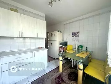 3-комнатная квартира, этаж 5 из 5, 83 м², миниатюра 2