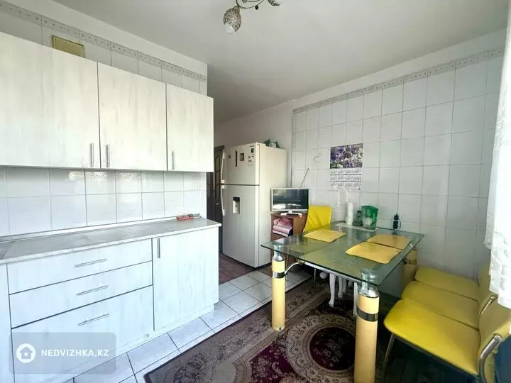 3-комнатная квартира, этаж 5 из 5, 83 м², фотография 2