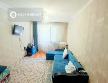 1-комнатная квартира, этаж 2 из 9, 42 м²