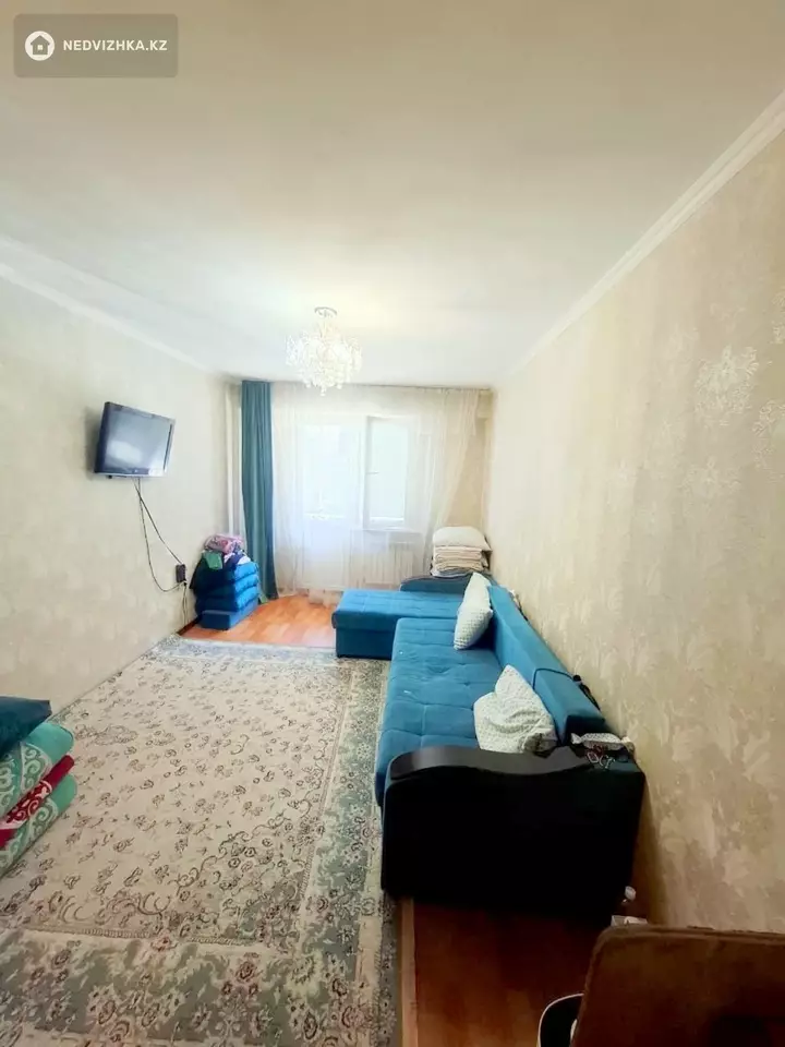 1-комнатная квартира, этаж 2 из 9, 42 м², фотография 3