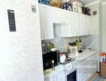 1-комнатная квартира, этаж 2 из 9, 42 м²