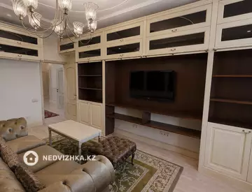 5-комнатная квартира, этаж 6 из 8, 220 м², миниатюра 10