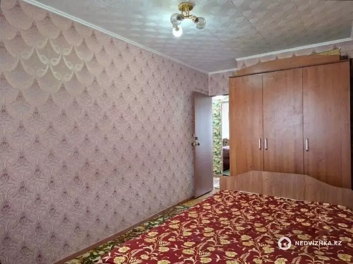 4-комнатная квартира, этаж 10 из 10, 75 м², фотография 4