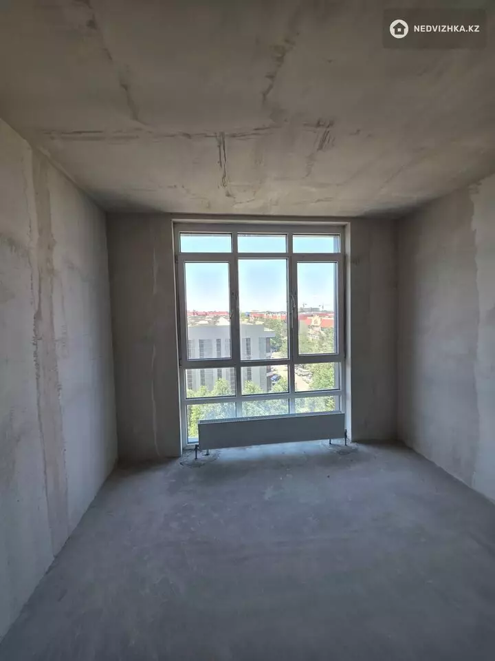 2-комнатная квартира, этаж 7 из 9, 77 м², фотография 3