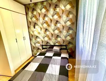 4-комнатная квартира, этаж 10 из 10, 60 м², миниатюра 7