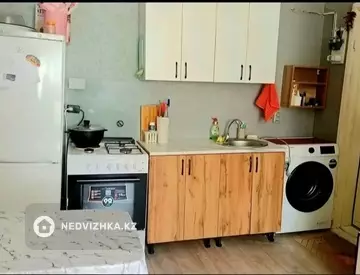 1-комнатная квартира, этаж 4 из 5, 18 м²