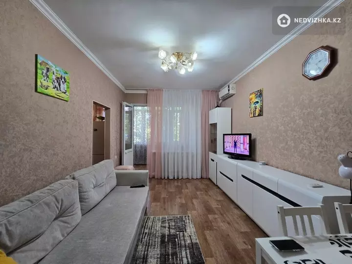 1-бөлмелі пәтер, қабат 3 барлық қабат саны 4, 37 м²